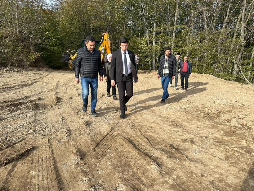 Kaymakamımız Sayın Murat KARNAP İlçemiz Sağlık Mahallesinde Toki Konut Çalışması Yapılacağı Yerde İncelemelerde Bulundu.